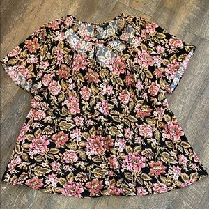 Torrid Top Womens‎ Peplum Crepe Cage Front Floral Short Sleeve Multicolor 2